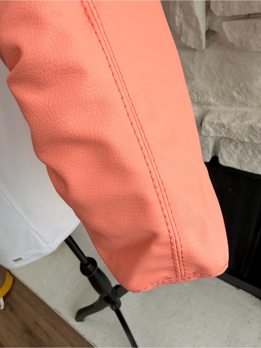 Calvin Klein Canna Coral Turnlock Ruched Shoulder Bag Retro Y2K - Picture 8 of 10
